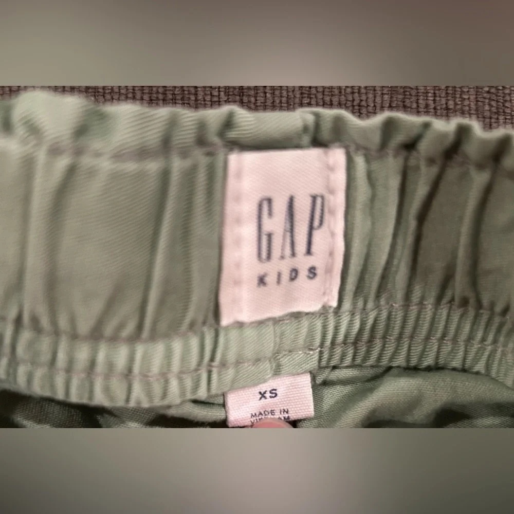 GAP Toddler Girls Summer Shorts sz XS (4/5)